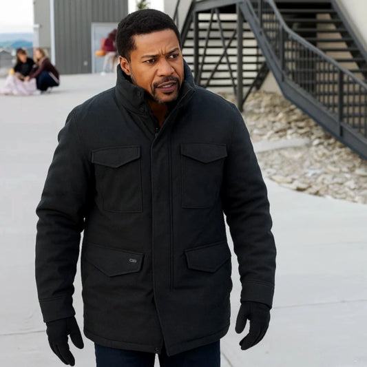 Coach Allen My Life With The Walter Boys S02 Jacket